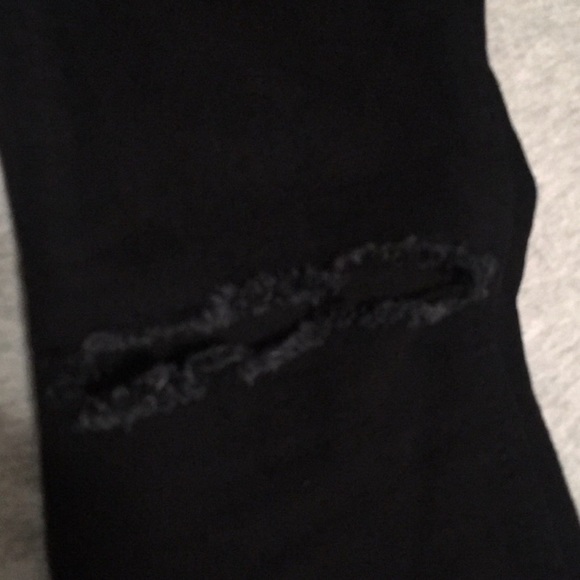 Reformation Skinny Jeans in Faded Black, Size 26 - Picture 7 of 8